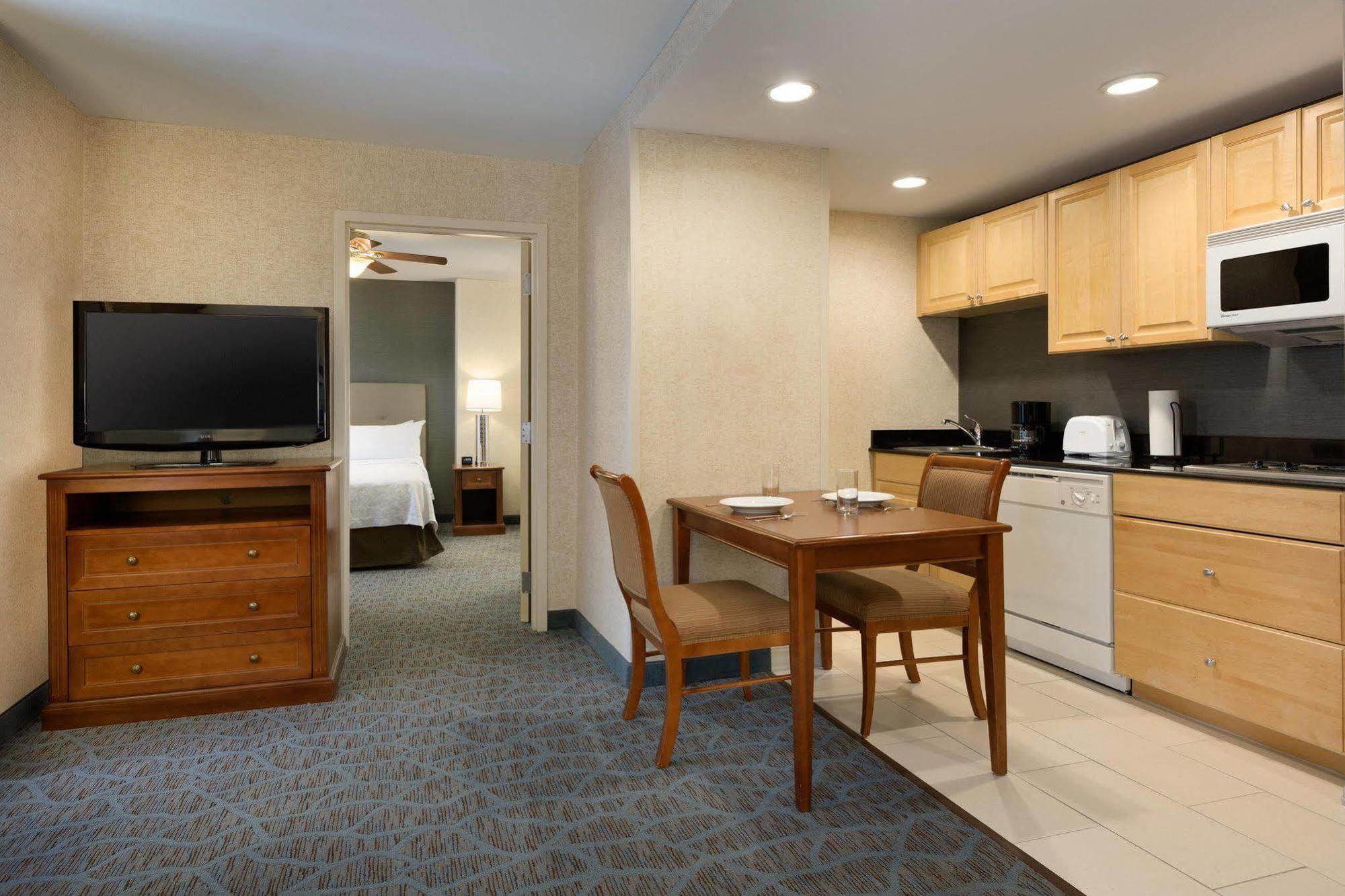 Homewood Suites By Hilton Hartford Downtown Exterior photo