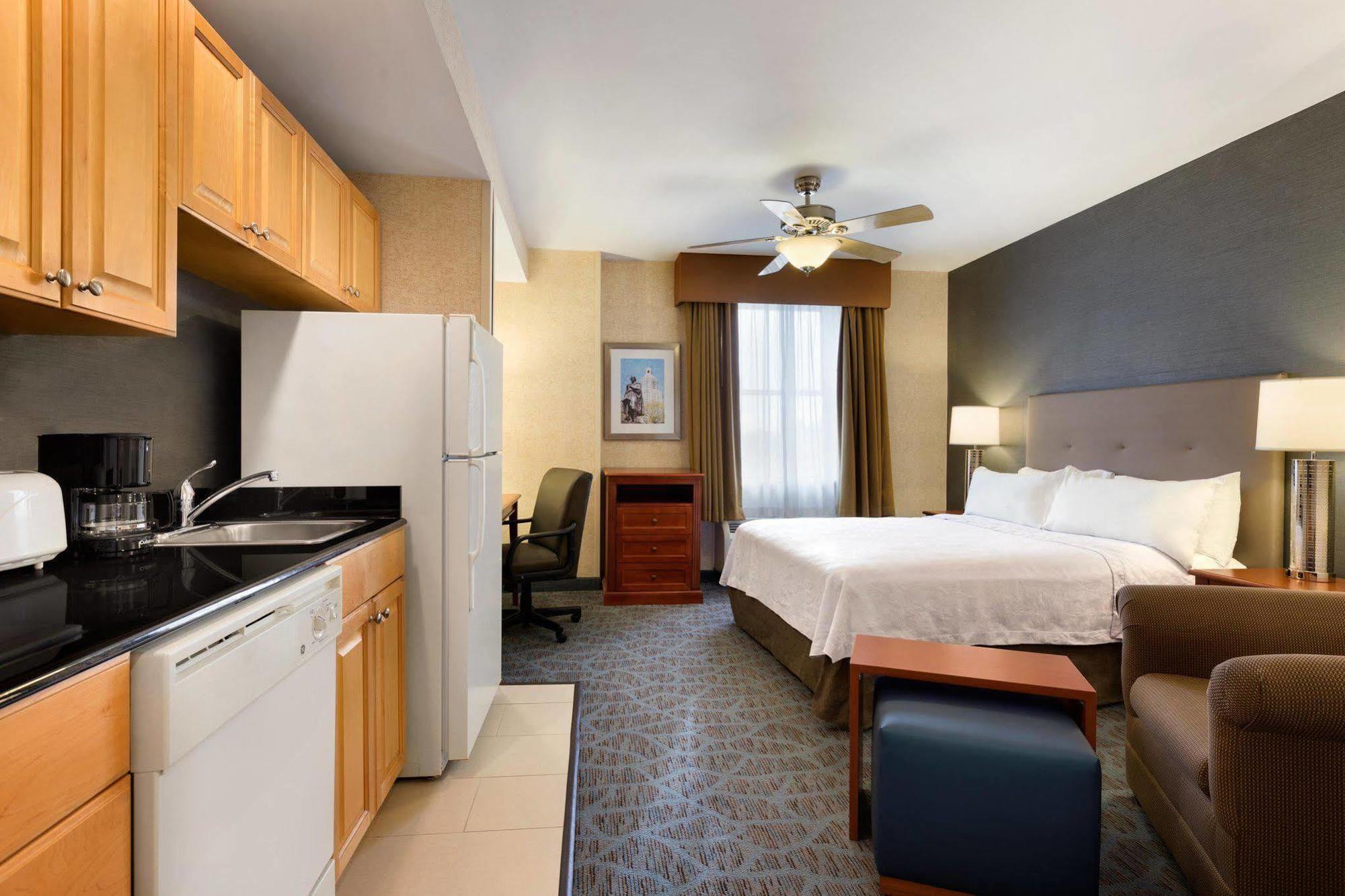 Homewood Suites By Hilton Hartford Downtown Exterior photo